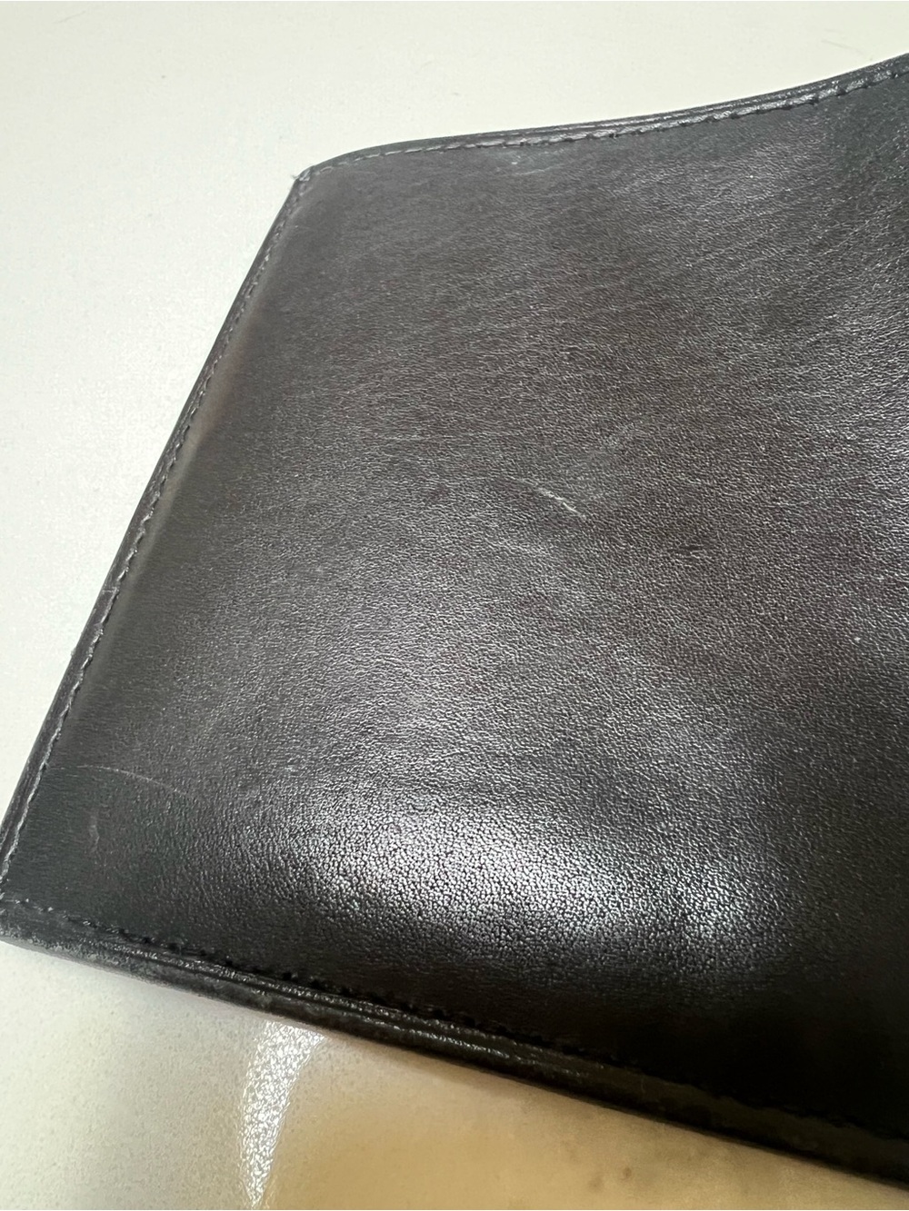 VINTAGE GUCCI WALLET - Picture 7 of 9